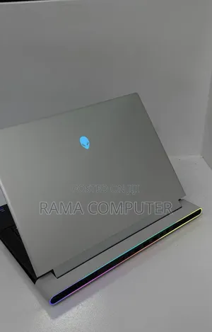 New Laptop Alienware X16 r1 32GB Intel Core i9 SSD 1T