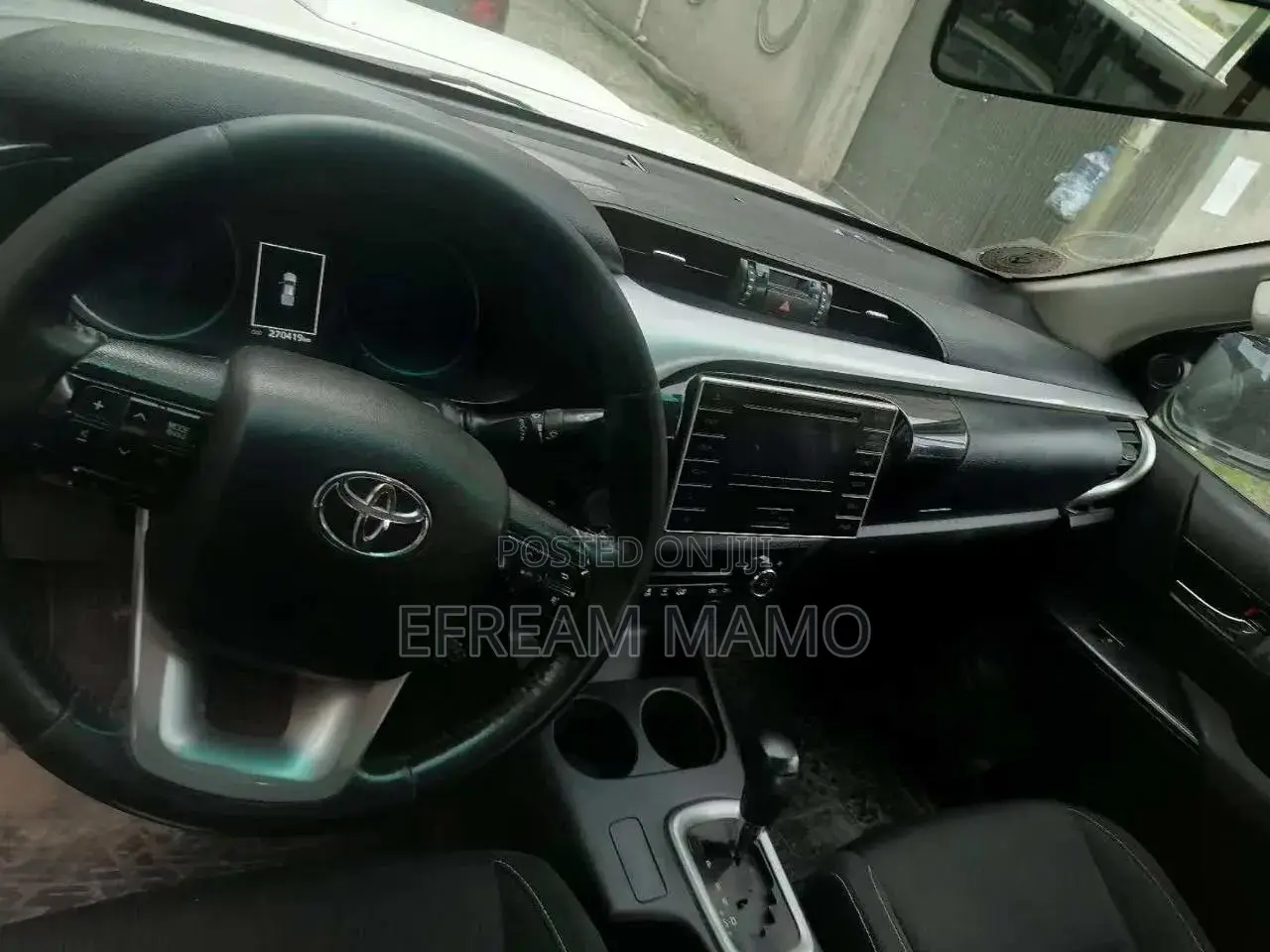 Toyota Hilux 2017 White
