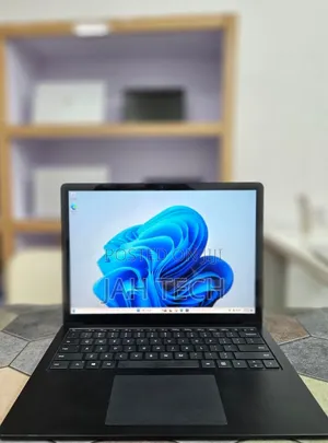 New Laptop Microsoft Surface Laptop 4 16GB Intel Core i7 SSD 512GB