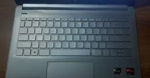 Laptop HP 14-dq1088wm 8GB AMD Ryzen 3 SSD 512GB
