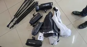 Spotlight 600w Godox Oubao