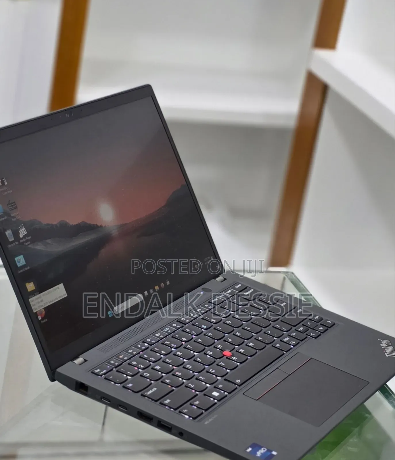 New Laptop Lenovo ThinkPad T14 16GB Intel Core i5 SSD 256GB