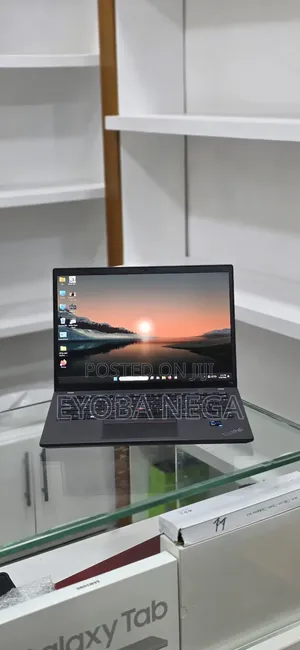 New Laptop Lenovo ThinkPad T14 G3 16GB Intel Core i7 SSD 512GB