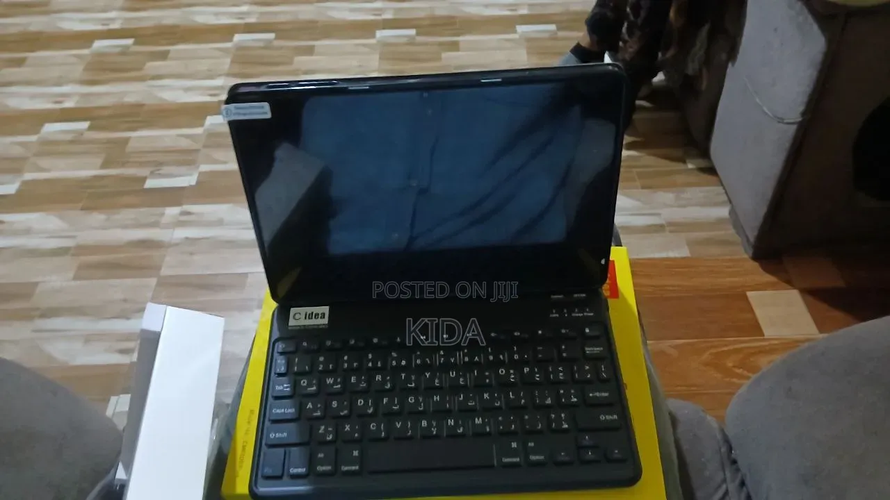 New Laptop 4GB Intel Core Ultra 5 SSHD (Hybrid) 60GB