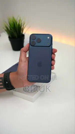 New Apple iPhone 17 Pro Max 256 GB Blue