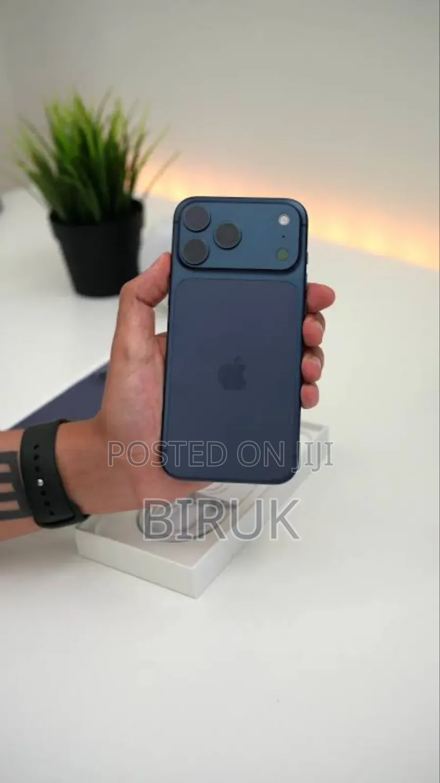 New Apple iPhone 17 Pro Max 256 GB Blue