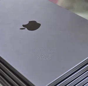 New Laptop Apple MacBook Pro M1 32GB Apple M1 Pro SSD 512GB