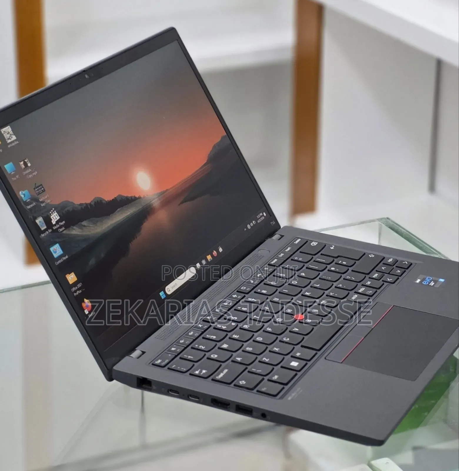 New Laptop Lenovo ThinkPad T14 16GB Intel Core i7 SSD 256GB