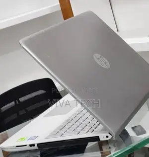 New Laptop HP Pavilion 15 8GB Intel Core i7 SSD 512GB