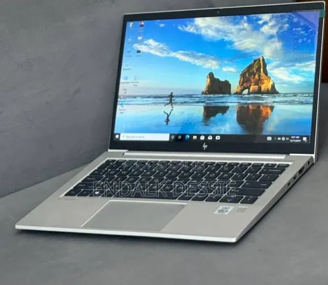 New Laptop HP EliteBook 830 G7 8GB Intel Core i7 SSD 512GB
