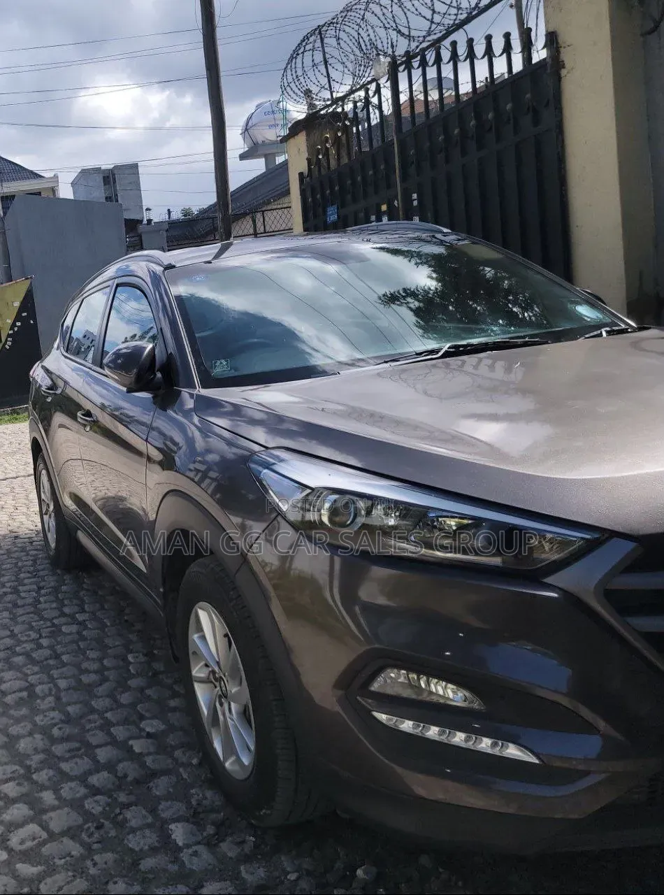 Hyundai Tucson 2018 Gray