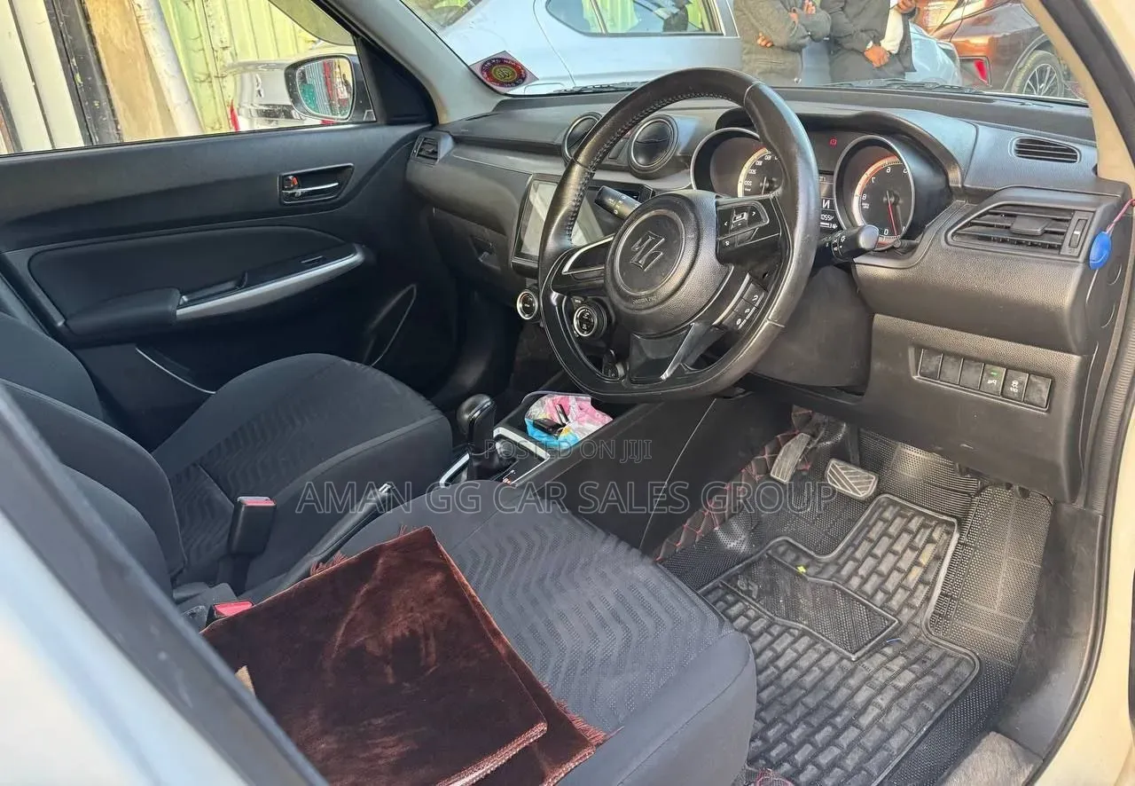 Suzuki Swift Sport 2021 White