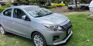 Mitsubishi Attrage 2021 Silver