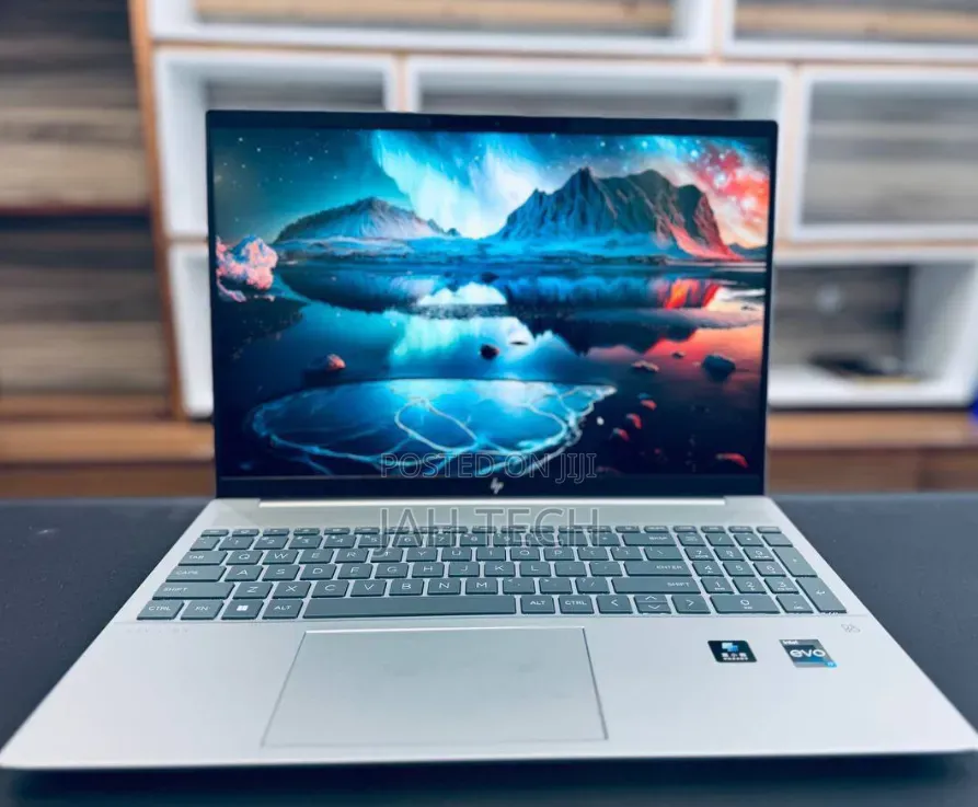 New Laptop HP Pavilion 15 16GB Intel Core i7 SSD 1T