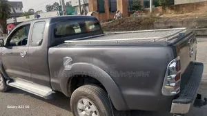 Toyota Hilux 2007 Gray