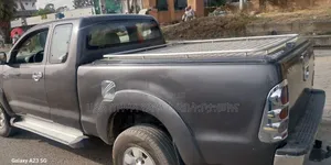 Toyota Hilux 2007 Gray