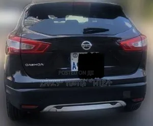 Nissan Qashqai 2016 Black
