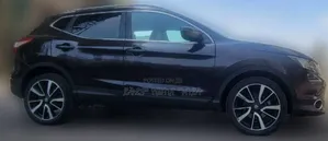 Nissan Qashqai 2016 Black