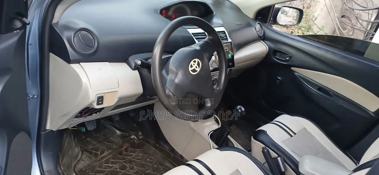 Nissan Qashqai 2016 Black