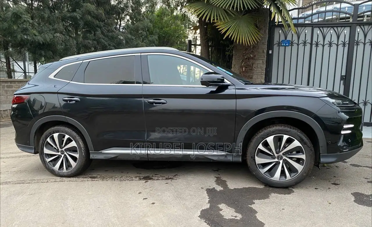 BYD Song Plus EV FWD 2024 Black