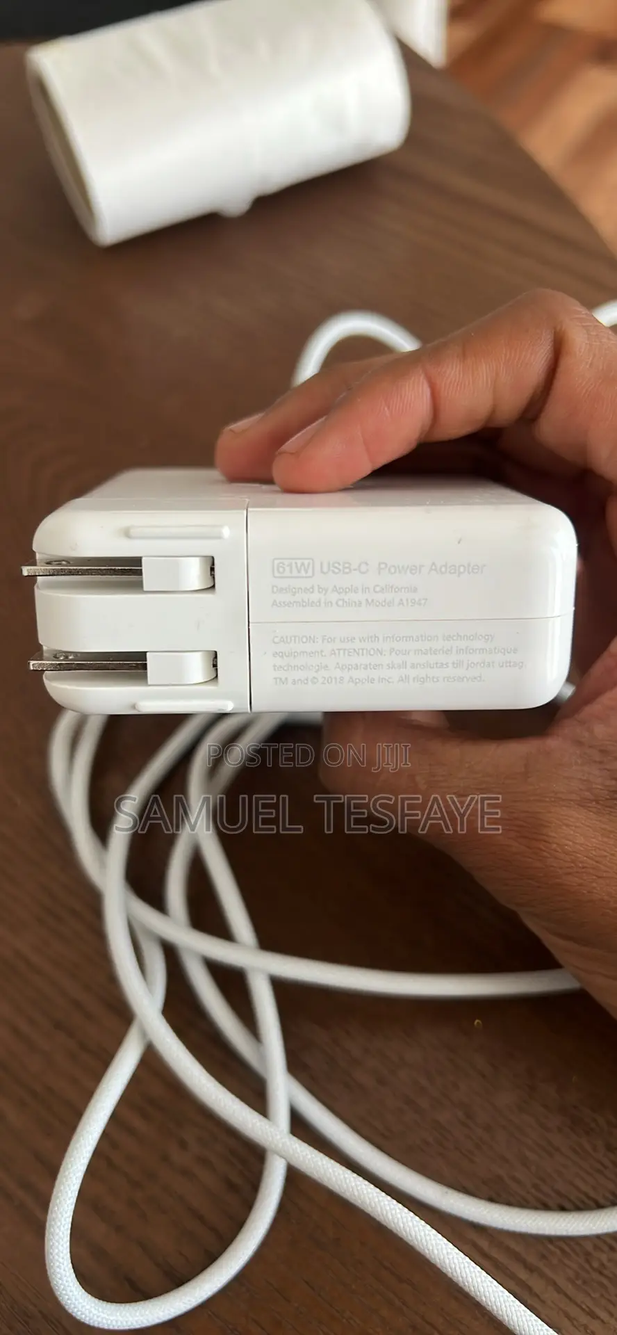 Original Macbook Charger 61 Watt Type T