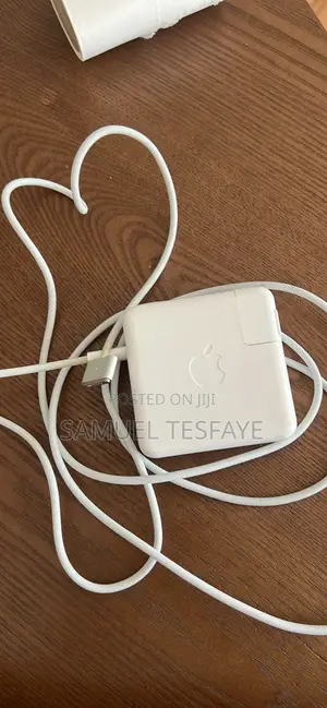 Original Macbook Charger 61 Watt Type T