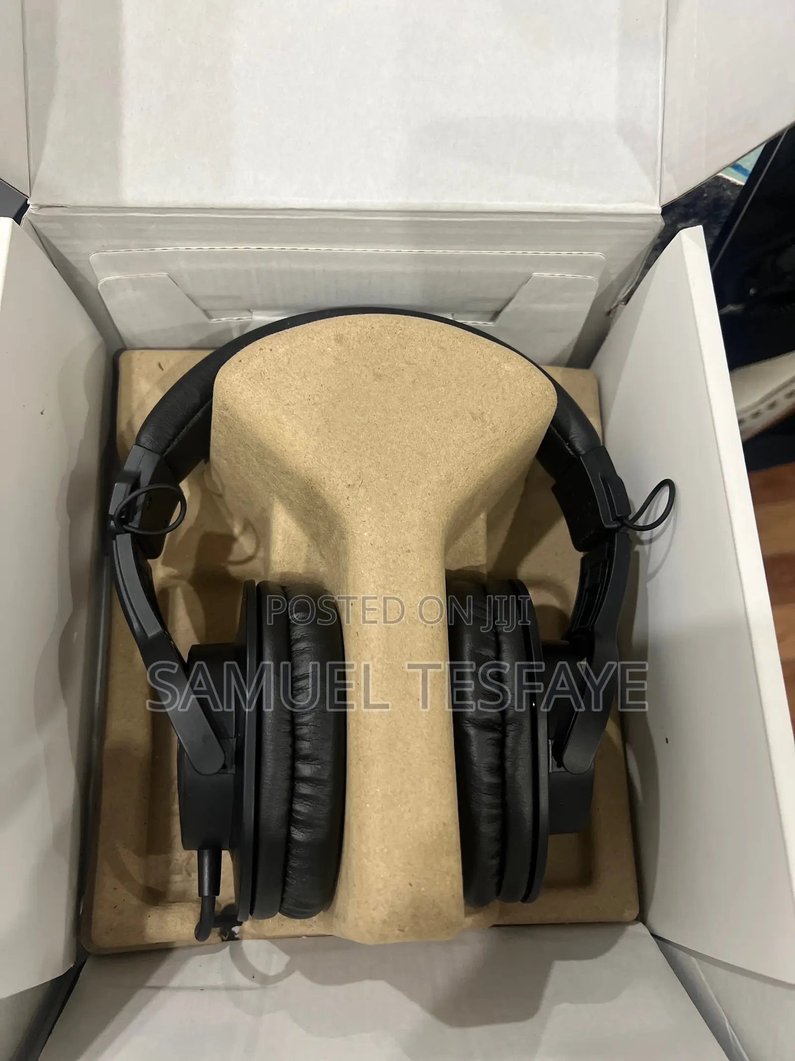 Audio Technica Headphones Ath M20x