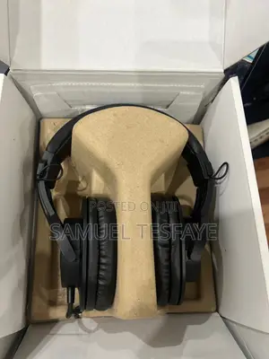 Audio Technica Headphones Ath M20x