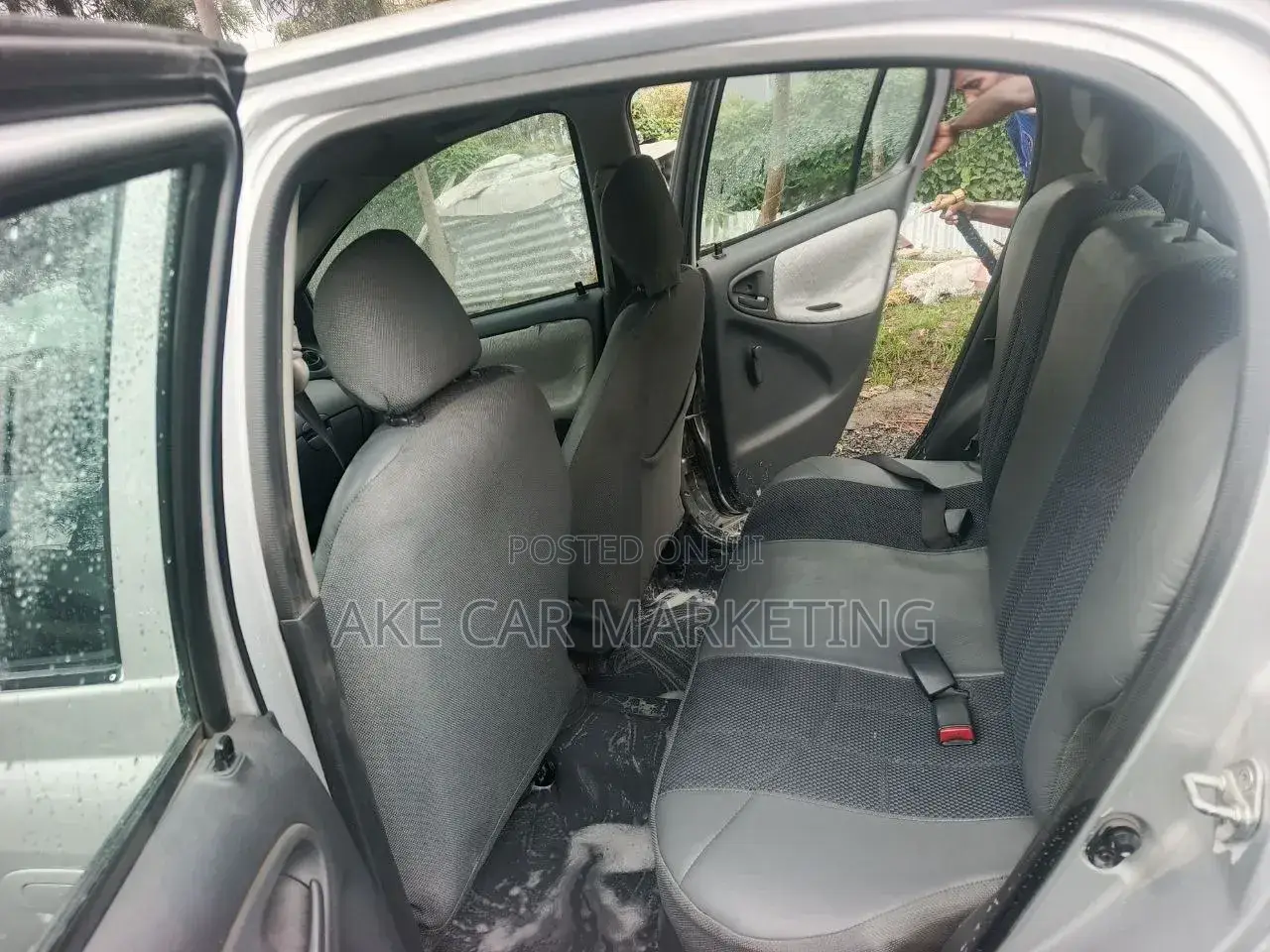 Toyota Vitz 2003 Silver