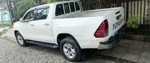 Toyota Hilux 2017 Off white