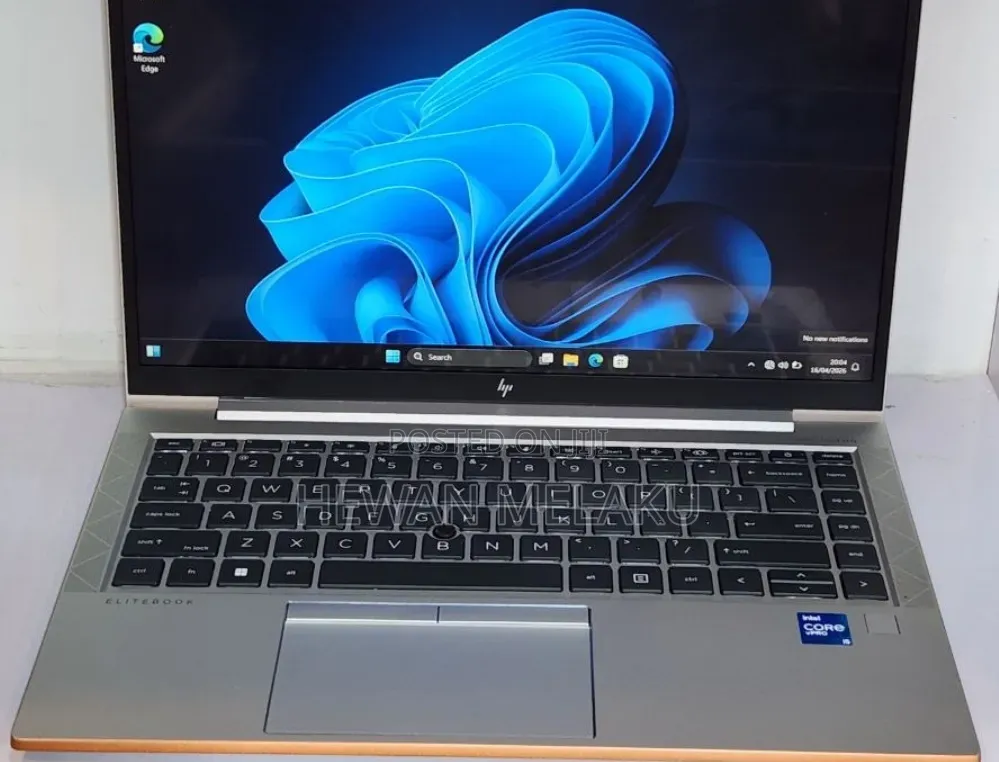 New Laptop HP EliteBook 840 G8 16GB Intel Core i5 SSD 512GB
