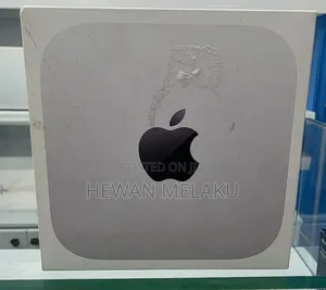 New Laptop Apple MacBook 16GB Apple M4 SSD 256GB