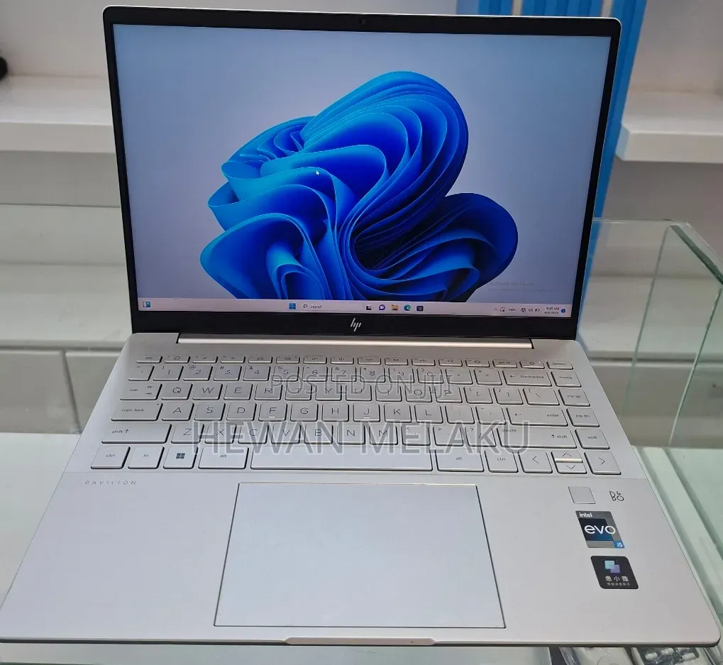 New Laptop HP Pavilion 14 16GB Intel Core i5 SSD 1T