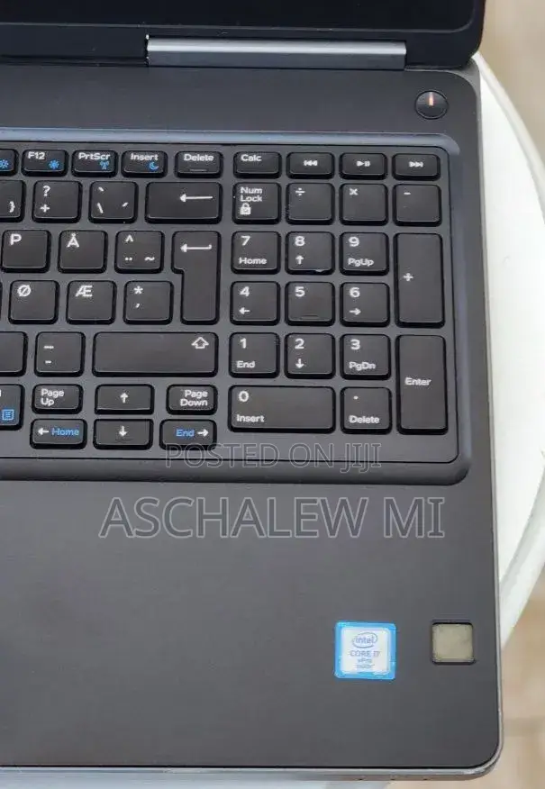 New Laptop Dell Latitude 12 7250 16GB Intel Core i7 SSD 512GB