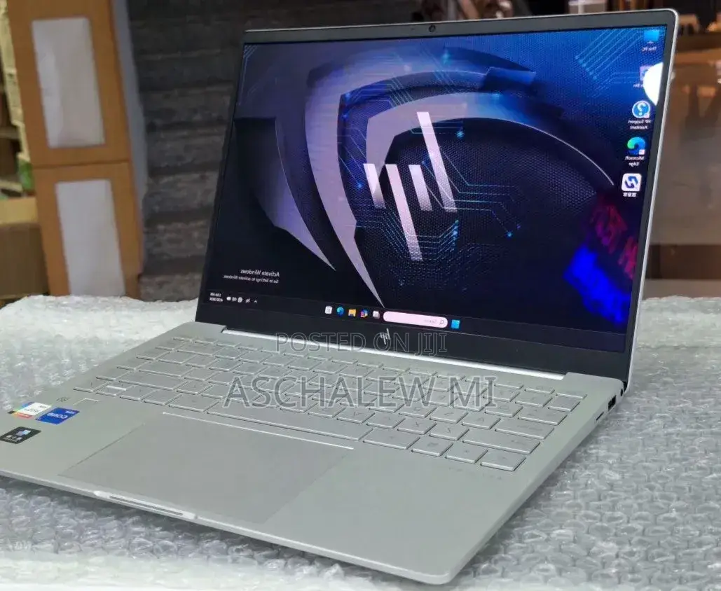 New Laptop HP Pavilion 14 16GB Intel Core i7 SSD 1T