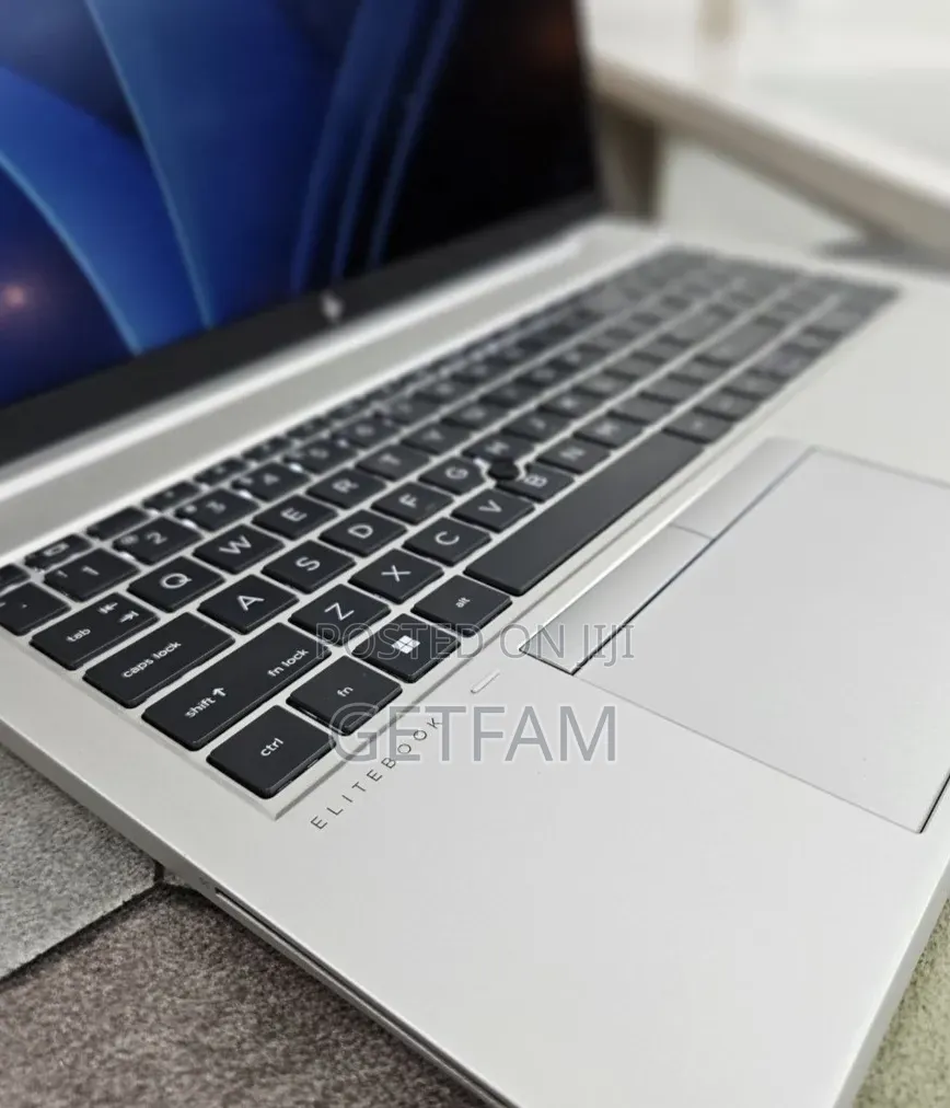 New Laptop HP EliteBook 850 G8 16GB Intel Core i7 SSD 512GB