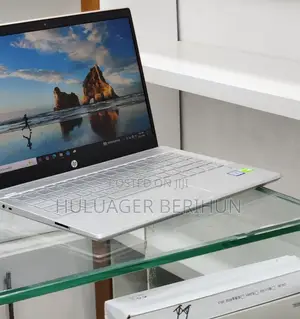 New Laptop HP Pavilion 14 8GB Intel Core i5 SSD 512GB