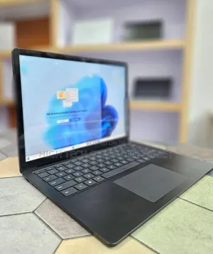 New Laptop Microsoft Surface Laptop 4 16GB Intel Core i7 SSD 512GB