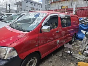 Toyota HiAce 2008