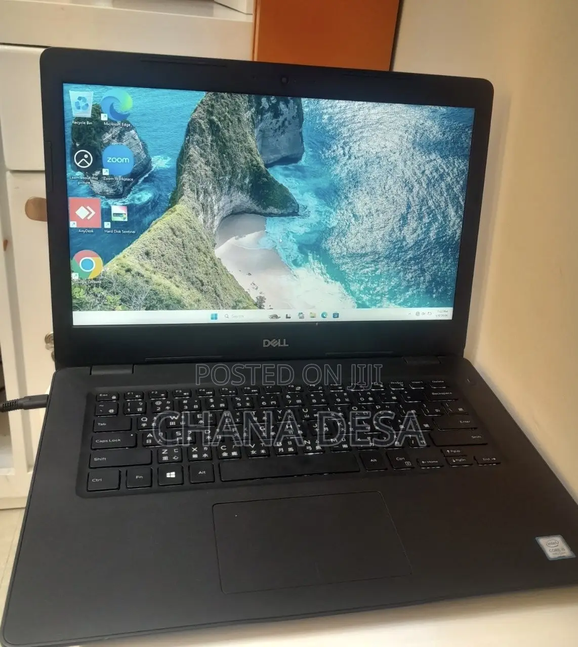 New Laptop Dell 8GB Intel Core i5 SSD 256GB