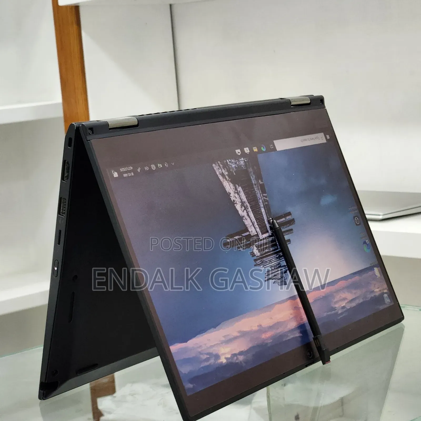 New Laptop Lenovo ThinkPad X390 Yoga 16GB Intel Core i5 SSD 512GB