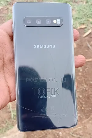 New Samsung Galaxy S10 128 GB Black