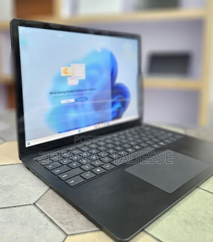 New Laptop Microsoft Surface Laptop 4 16GB Intel Core i7 SSD 512GB