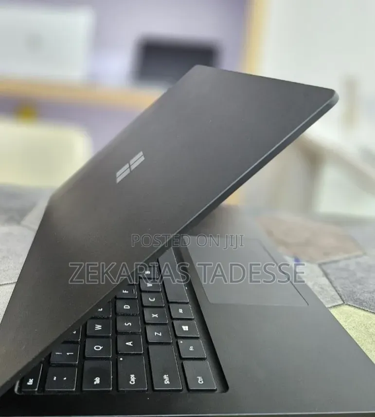 New Laptop Microsoft Surface Laptop 4 16GB Intel Core i7 SSD 512GB
