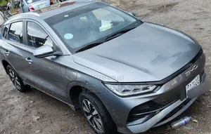 BYD E2 43 kWh 94 hp FWD 2024 Gray