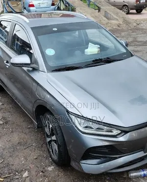 BYD E2 43 kWh 94 hp FWD 2024 Gray