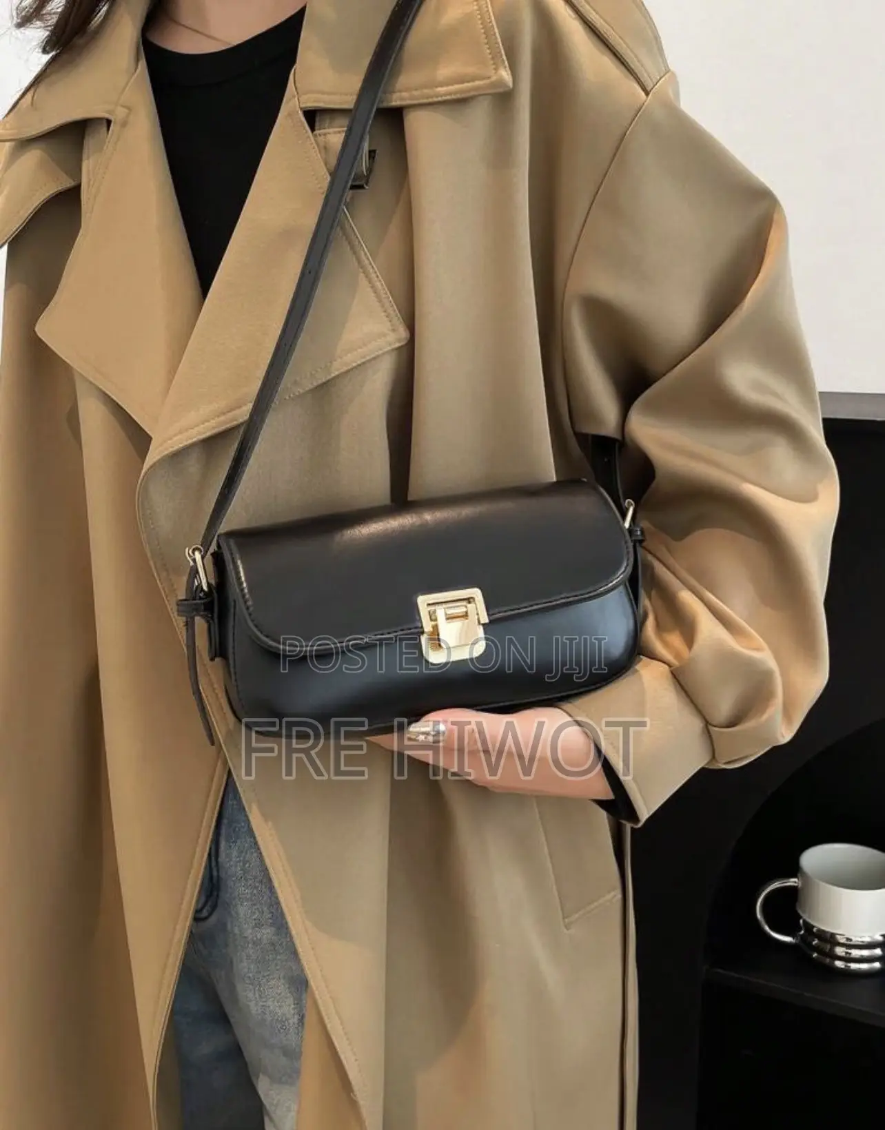 High Quality Multifunctional Small Shoulder Bag/Underarm Bag for Women