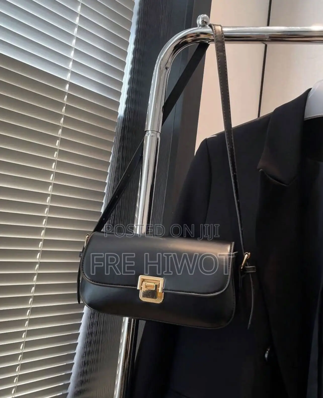 High Quality Multifunctional Small Shoulder Bag/Underarm Bag for Women
