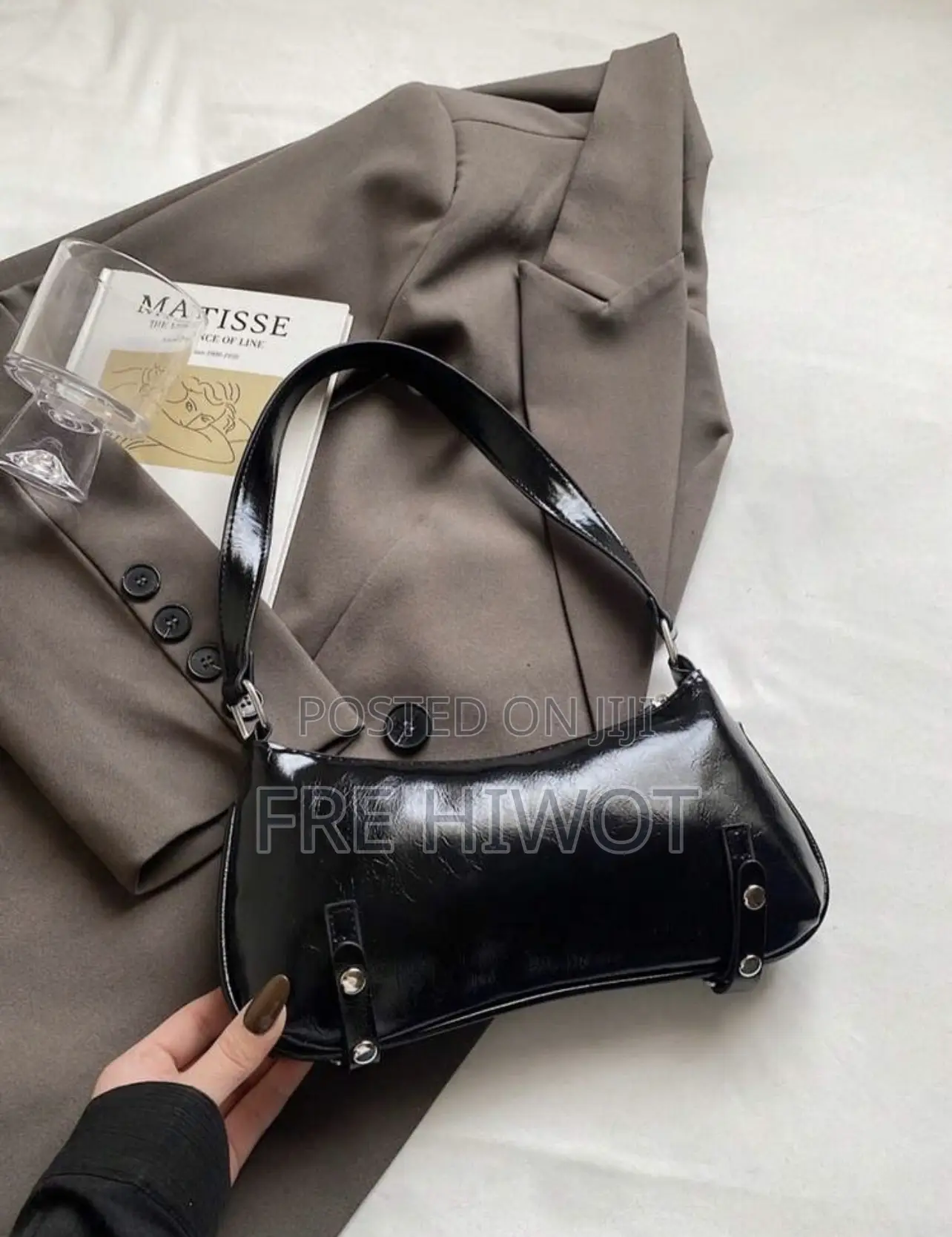 Minimalist Casual Underarm Bag