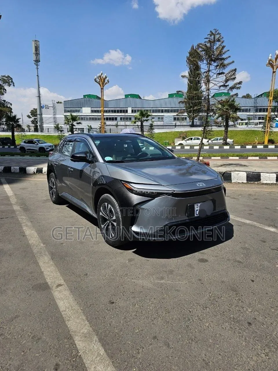 Toyota bZ4X 2024 Gray